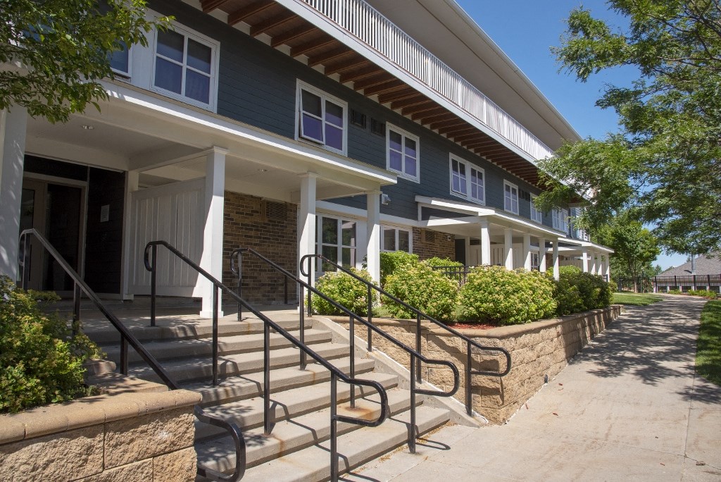 Chancellor Manor Apartments, 14250 Irving Avenue South, Burnsville, MN